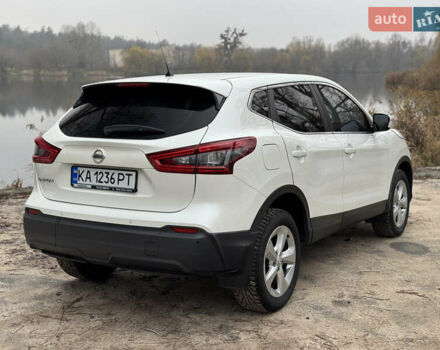 Белый Ниссан Кашкай, объемом двигателя 1.2 л и пробегом 76 тыс. км за 13300 $, фото 12 на Automoto.ua