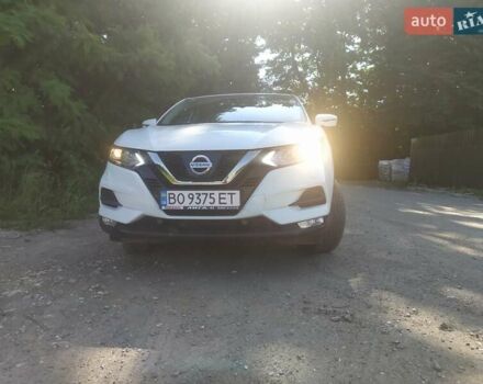 Білий Ніссан Кашкай, об'ємом двигуна 1.2 л та пробігом 81 тис. км за 14800 $, фото 1 на Automoto.ua