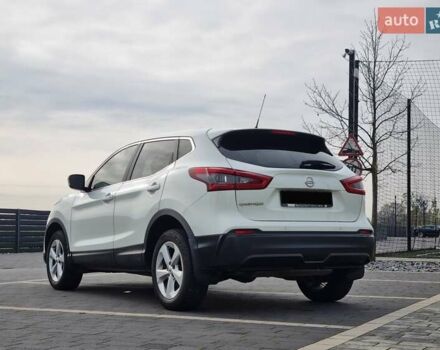 Белый Ниссан Кашкай, объемом двигателя 1.2 л и пробегом 178 тыс. км за 12800 $, фото 19 на Automoto.ua