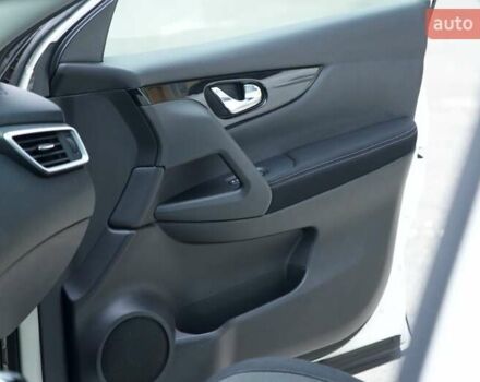 Білий Ніссан Кашкай, об'ємом двигуна 1.2 л та пробігом 141 тис. км за 14300 $, фото 10 на Automoto.ua