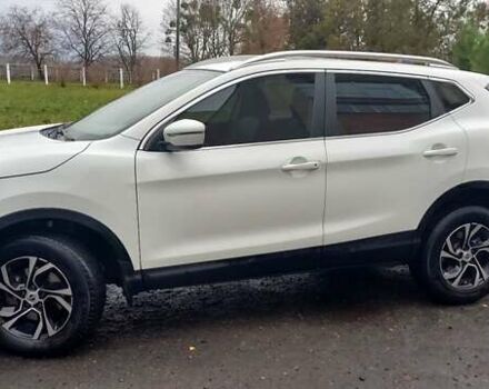 Белый Ниссан Кашкай, объемом двигателя 1.2 л и пробегом 90 тыс. км за 14200 $, фото 9 на Automoto.ua