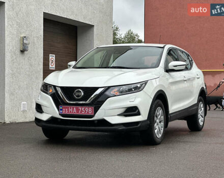 Белый Ниссан Кашкай, объемом двигателя 1.6 л и пробегом 245 тыс. км за 14800 $, фото 4 на Automoto.ua