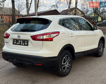 Белый Ниссан Кашкай, объемом двигателя 1.2 л и пробегом 113 тыс. км за 10950 $, фото 17 на Automoto.ua