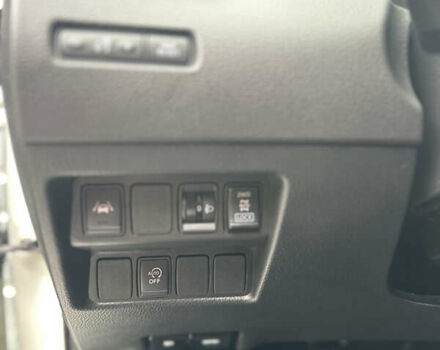 Белый Ниссан Кашкай, объемом двигателя 1.6 л и пробегом 245 тыс. км за 14800 $, фото 24 на Automoto.ua