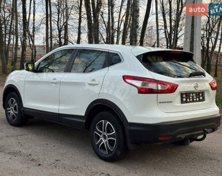Белый Ниссан Кашкай, объемом двигателя 1.2 л и пробегом 113 тыс. км за 10950 $, фото 16 на Automoto.ua
