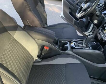 Белый Ниссан Кашкай, объемом двигателя 1.6 л и пробегом 120 тыс. км за 17000 $, фото 7 на Automoto.ua