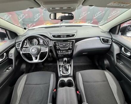 Белый Ниссан Кашкай, объемом двигателя 1.2 л и пробегом 143 тыс. км за 15000 $, фото 20 на Automoto.ua