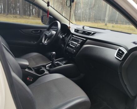 Белый Ниссан Кашкай, объемом двигателя 1.2 л и пробегом 42 тыс. км за 18200 $, фото 9 на Automoto.ua