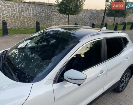Белый Ниссан Кашкай, объемом двигателя 1.6 л и пробегом 92 тыс. км за 19950 $, фото 5 на Automoto.ua