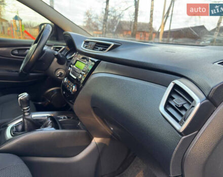 Белый Ниссан Кашкай, объемом двигателя 1.2 л и пробегом 113 тыс. км за 10950 $, фото 53 на Automoto.ua