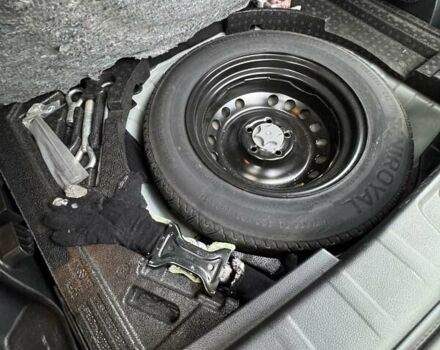 Белый Ниссан Кашкай, объемом двигателя 1.2 л и пробегом 143 тыс. км за 15000 $, фото 14 на Automoto.ua