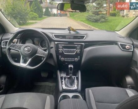 Білий Ніссан Кашкай, об'ємом двигуна 2 л та пробігом 139 тис. км за 19000 $, фото 24 на Automoto.ua