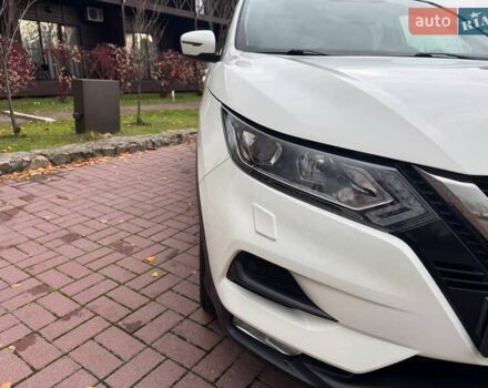 Белый Ниссан Кашкай, объемом двигателя 1.2 л и пробегом 161 тыс. км за 11900 $, фото 12 на Automoto.ua