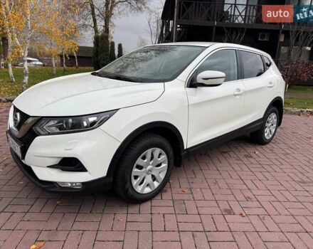 Белый Ниссан Кашкай, объемом двигателя 1.2 л и пробегом 161 тыс. км за 11900 $, фото 1 на Automoto.ua