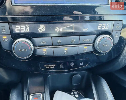 Белый Ниссан Кашкай, объемом двигателя 1.2 л и пробегом 100 тыс. км за 12900 $, фото 19 на Automoto.ua