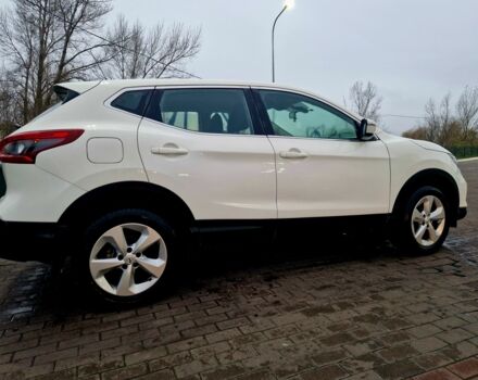 Білий Ніссан Кашкай, об'ємом двигуна 2 л та пробігом 61 тис. км за 23000 $, фото 3 на Automoto.ua