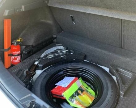 Белый Ниссан Кашкай, объемом двигателя 1.6 л и пробегом 120 тыс. км за 17000 $, фото 6 на Automoto.ua