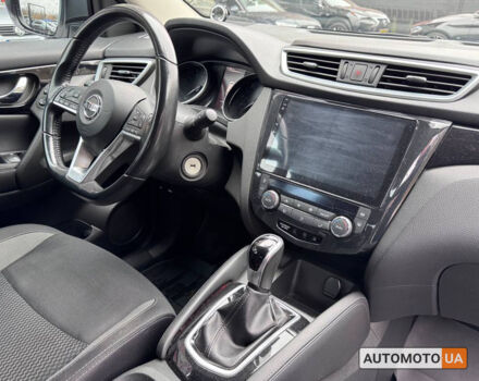 Белый Ниссан Кашкай, объемом двигателя 1.2 л и пробегом 92 тыс. км за 15900 $, фото 15 на Automoto.ua