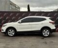 Белый Ниссан Кашкай, объемом двигателя 1.2 л и пробегом 143 тыс. км за 15000 $, фото 4 на Automoto.ua