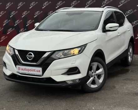 Белый Ниссан Кашкай, объемом двигателя 1.2 л и пробегом 143 тыс. км за 15000 $, фото 2 на Automoto.ua