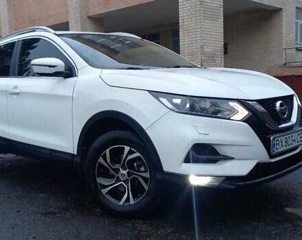 Белый Ниссан Кашкай, объемом двигателя 1.2 л и пробегом 90 тыс. км за 14200 $, фото 17 на Automoto.ua
