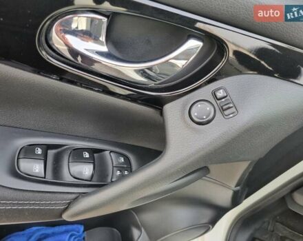 Белый Ниссан Кашкай, объемом двигателя 1.2 л и пробегом 178 тыс. км за 12800 $, фото 31 на Automoto.ua