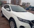 Белый Ниссан Кашкай, объемом двигателя 1.2 л и пробегом 143 тыс. км за 12500 $, фото 2 на Automoto.ua