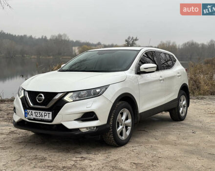 Белый Ниссан Кашкай, объемом двигателя 1.2 л и пробегом 76 тыс. км за 13300 $, фото 4 на Automoto.ua