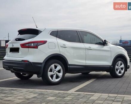 Белый Ниссан Кашкай, объемом двигателя 1.2 л и пробегом 178 тыс. км за 12800 $, фото 13 на Automoto.ua