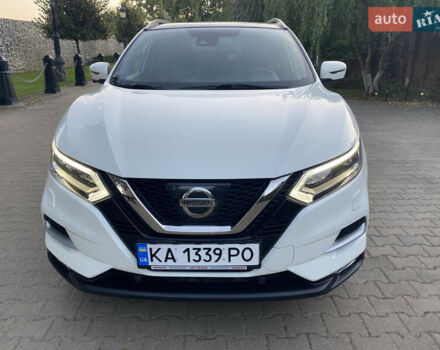 Белый Ниссан Кашкай, объемом двигателя 1.6 л и пробегом 92 тыс. км за 19950 $, фото 6 на Automoto.ua