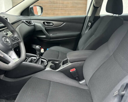 Белый Ниссан Кашкай, объемом двигателя 1.6 л и пробегом 245 тыс. км за 14800 $, фото 22 на Automoto.ua