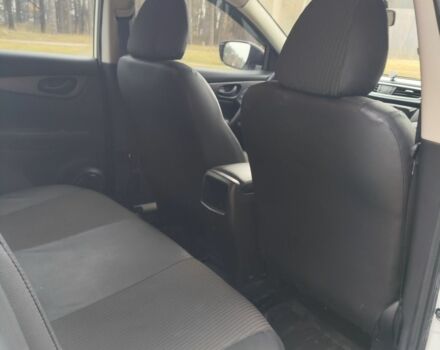 Белый Ниссан Кашкай, объемом двигателя 1.2 л и пробегом 42 тыс. км за 18200 $, фото 8 на Automoto.ua