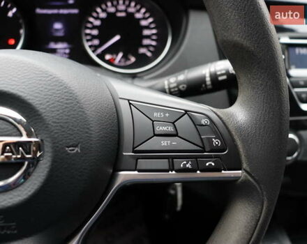 Белый Ниссан Кашкай, объемом двигателя 1.6 л и пробегом 245 тыс. км за 15900 $, фото 17 на Automoto.ua