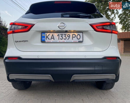 Белый Ниссан Кашкай, объемом двигателя 1.6 л и пробегом 92 тыс. км за 19950 $, фото 13 на Automoto.ua