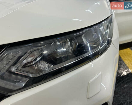 Белый Ниссан Кашкай, объемом двигателя 1.6 л и пробегом 103 тыс. км за 15499 $, фото 8 на Automoto.ua