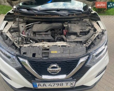 Білий Ніссан Кашкай, об'ємом двигуна 2 л та пробігом 139 тис. км за 19000 $, фото 17 на Automoto.ua