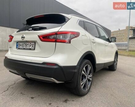 Белый Ниссан Кашкай, объемом двигателя 1.6 л и пробегом 58 тыс. км за 17900 $, фото 5 на Automoto.ua