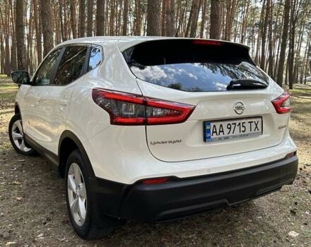 Белый Ниссан Кашкай, объемом двигателя 1.2 л и пробегом 131 тыс. км за 15800 $, фото 14 на Automoto.ua