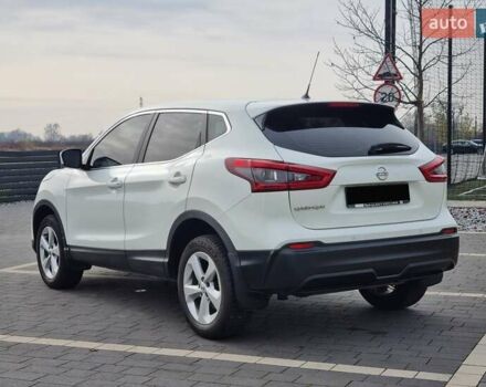 Белый Ниссан Кашкай, объемом двигателя 1.2 л и пробегом 178 тыс. км за 12800 $, фото 21 на Automoto.ua