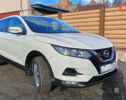 Білий Ніссан Кашкай, об'ємом двигуна 1.2 л та пробігом 130 тис. км за 12200 $, фото 9 на Automoto.ua