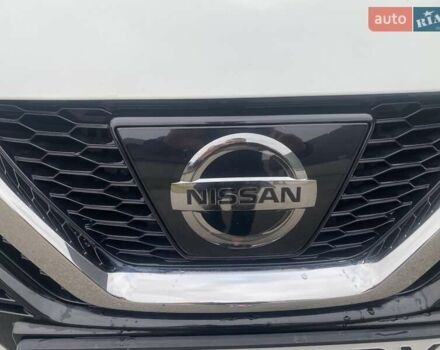 Белый Ниссан Кашкай, объемом двигателя 1.6 л и пробегом 58 тыс. км за 17900 $, фото 2 на Automoto.ua