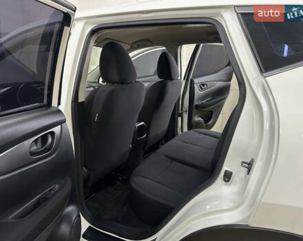 Белый Ниссан Кашкай, объемом двигателя 1.6 л и пробегом 103 тыс. км за 15499 $, фото 12 на Automoto.ua