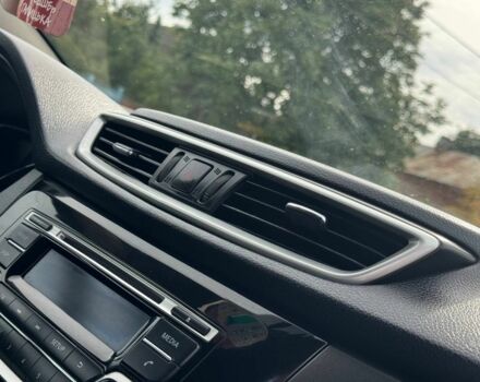 Білий Ніссан Кашкай, об'ємом двигуна 1.2 л та пробігом 112 тис. км за 11850 $, фото 21 на Automoto.ua