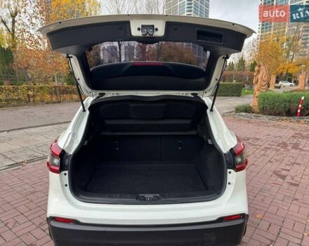 Белый Ниссан Кашкай, объемом двигателя 1.2 л и пробегом 161 тыс. км за 11900 $, фото 16 на Automoto.ua