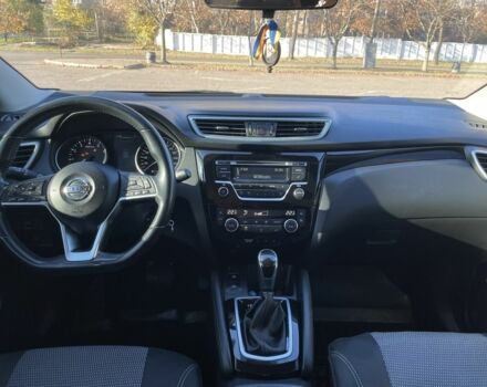 Ниссан Кашкай 2018 в Кривом Роге на Automoto.ua Белый Ниссан Кашкай, объемом двигателя 2 л и пробегом 76 тыс. км за 21000 $, фото 5 на Automoto.ua