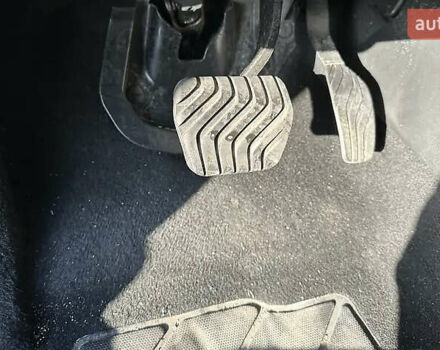 Белый Ниссан Кашкай, объемом двигателя 1.2 л и пробегом 100 тыс. км за 12900 $, фото 12 на Automoto.ua