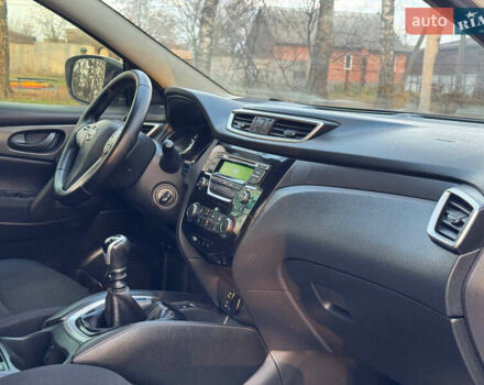 Белый Ниссан Кашкай, объемом двигателя 1.2 л и пробегом 113 тыс. км за 10950 $, фото 49 на Automoto.ua