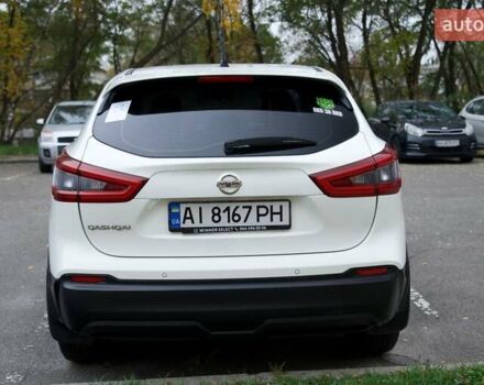Білий Ніссан Кашкай, об'ємом двигуна 1.2 л та пробігом 141 тис. км за 14300 $, фото 3 на Automoto.ua