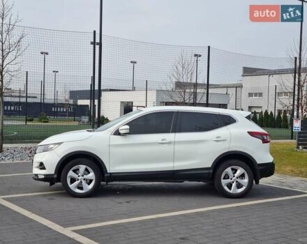 Белый Ниссан Кашкай, объемом двигателя 1.2 л и пробегом 178 тыс. км за 12800 $, фото 1 на Automoto.ua