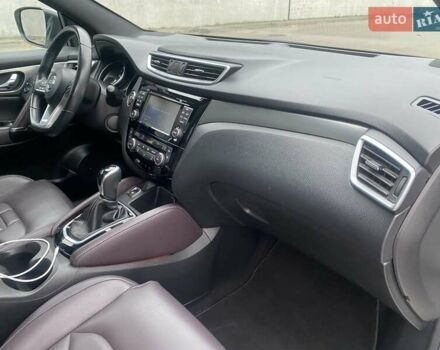 Белый Ниссан Кашкай, объемом двигателя 1.6 л и пробегом 58 тыс. км за 17900 $, фото 12 на Automoto.ua
